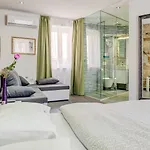 Luxury Ana In The Heart Of