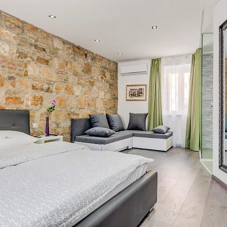 Luxury Ana In The Heart Of Ferienhaus